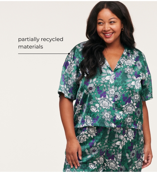 Verica Floral Green Plus - partially recycled materials